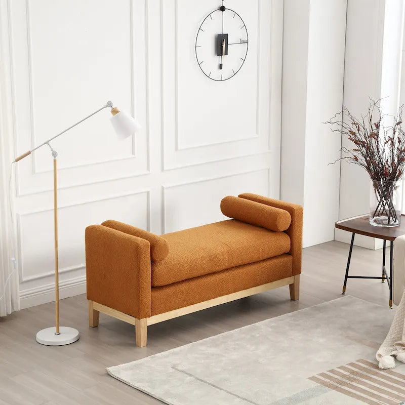 Banc rembourré pieds en bois et coussins traversins