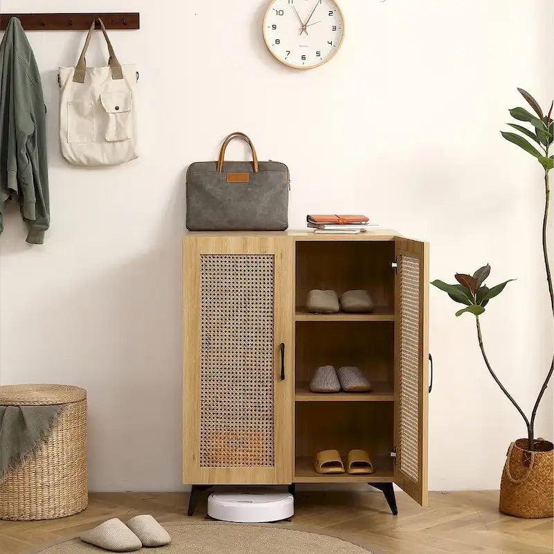 Meuble à chaussures double porte en cannage avec grand espace de rangement